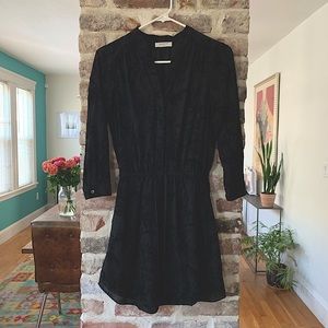 Little black dress with v neck and flower print